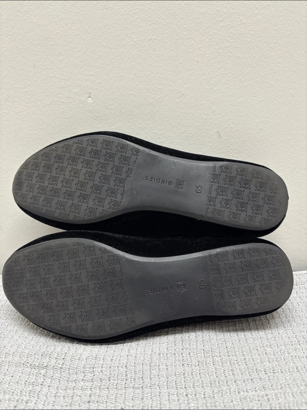 Birdies The Starling Black Velvet Slip On Classic Flat Loafer Women's Size 6.5
